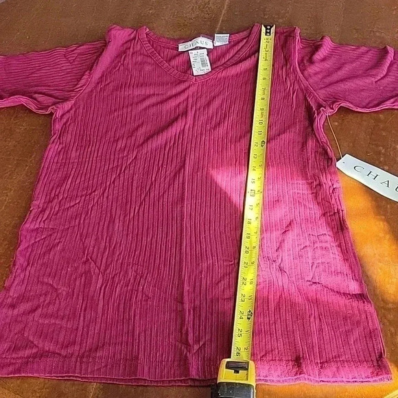 Chaus NWT VNeck Top Size Small - Picture 4 of 5